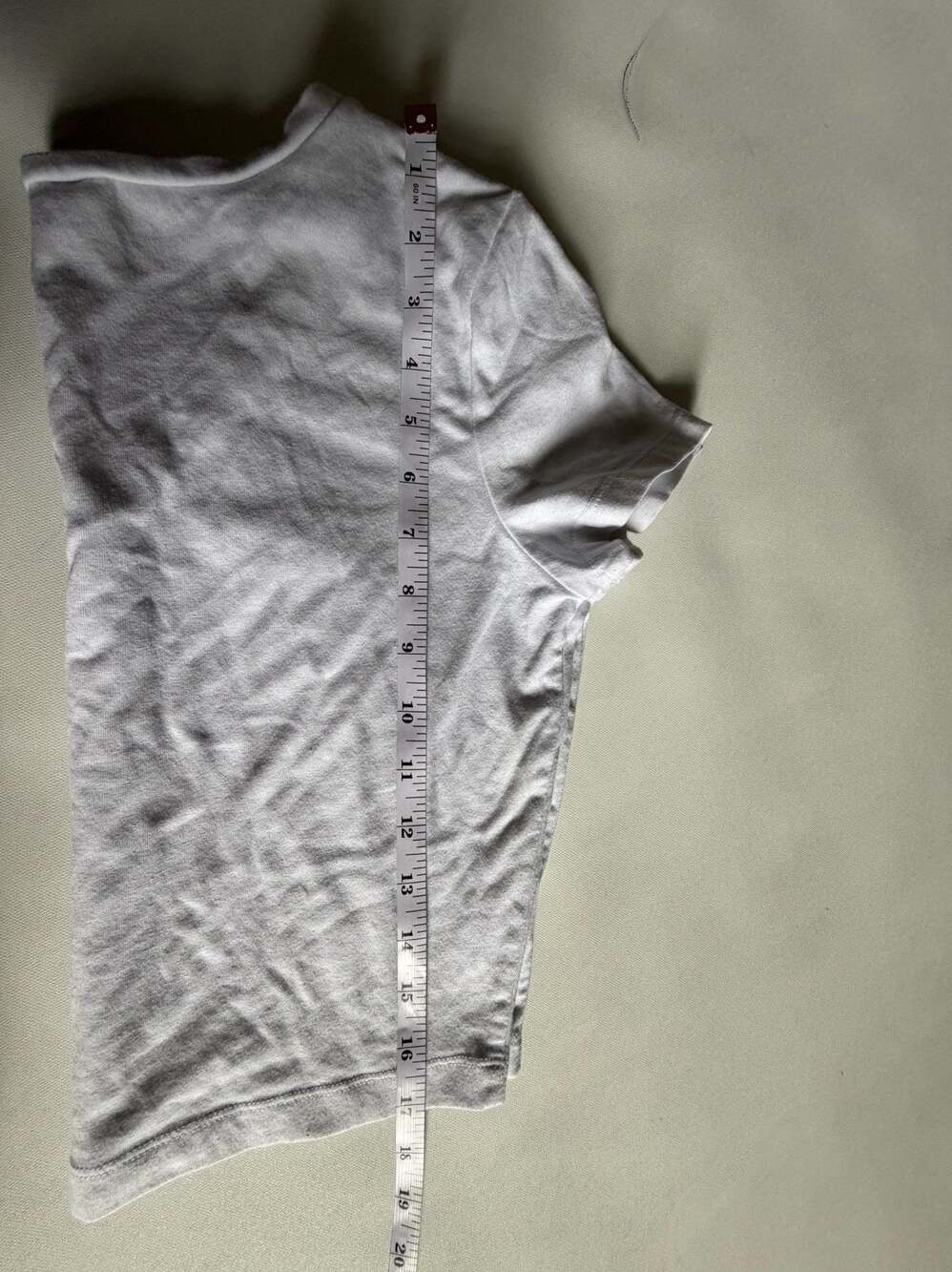 Wild Fable White Crop Top V Neck Short Sleeve Size L - Picture 4 of 4